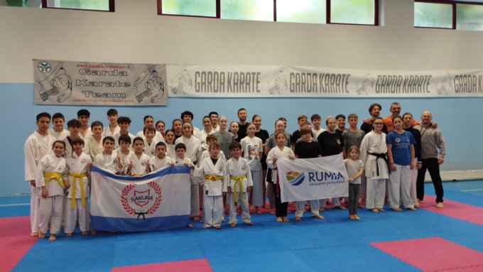 Garda Karate team ospita la polacca Klub Sportowy Karate Sakura