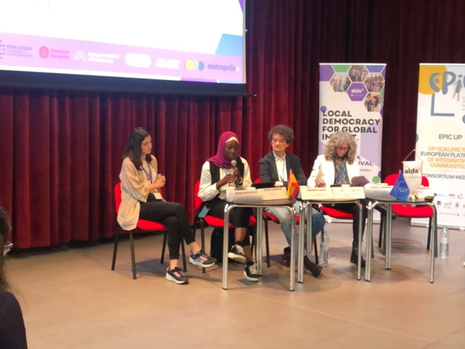 La consigliera Raisa Labaran da Brescia a all’Alda Festival a Barcellona per parlare di fenomeni migratori