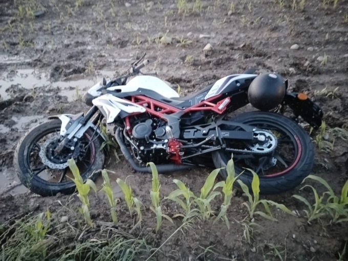 Finisce fuori strada con la moto: Matilda è morta a 18 anni