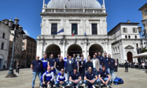 L'Atlantide Pallavolo Brescia in Loggia per le congratulazioni da parte della sindaca Castelletti