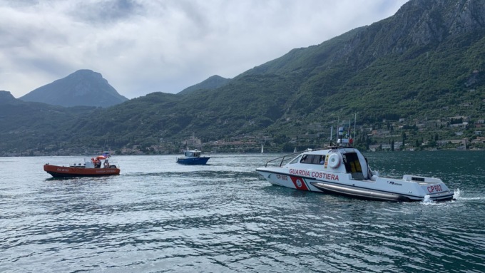 Disperso a Gargnano: ritrovato il corpo del 43enne sul fondale del lago