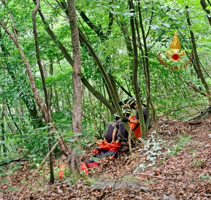 Escursionista cade sul sentiero 209 di Gasso Alto, intervengono i Vigili del Fuoco