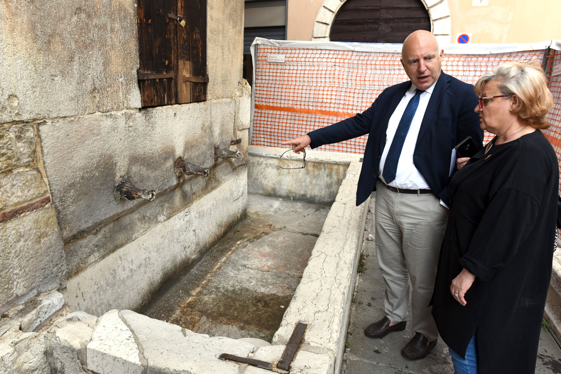 Restauro fontana piazzetta Labus. Stato dell'arte (3)