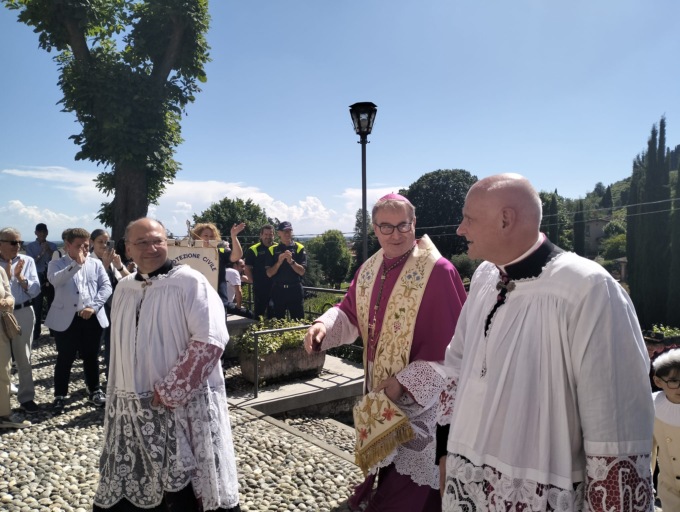 L’ Unità pastorale diventa realtà con il vescovo Tremolada