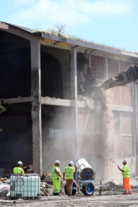 Ex caserma Achille Papa, al via la demolizione