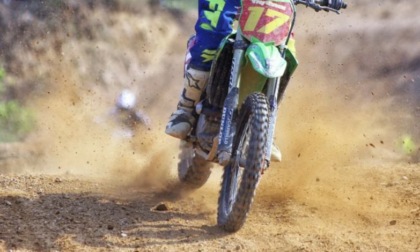 Cade sulla pista da motocross, paura per un 30enne