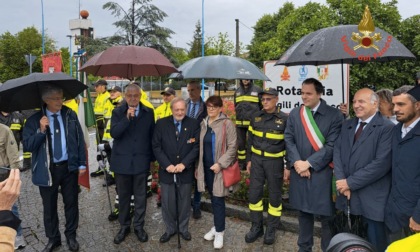 28esimo Raduno Nazionale dei Vigili del Fuoco, intitolata al Corpo una rotonda in via delle Scuole