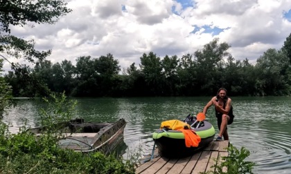 Dopo l’Australia Simone naviga in kayak lungo il Tevere