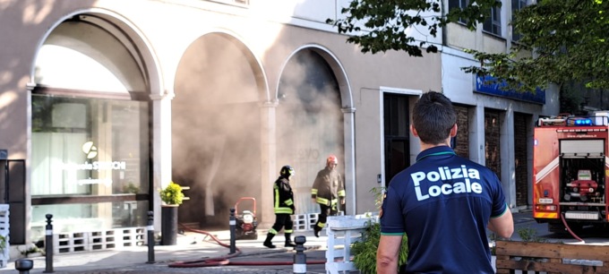 Fiamme nel bar “Il Covo” di Palazzolo sull’Oglio