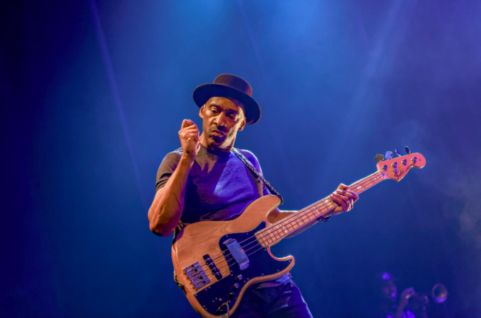 Marcus Miller venerdì sul palco del Tener-a-mente Festival