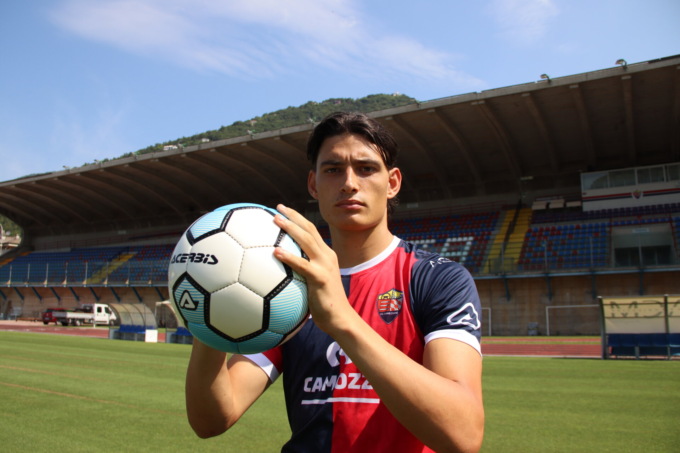 Matteo Carnelos è ufficialmente un calciatore della FC Lumezzane