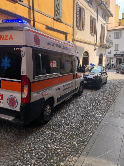 Non risponde ai parenti, paura per un anziano a Rovato