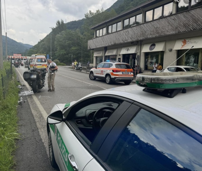 Scontro auto moto a Vestone, due persone coinvolte