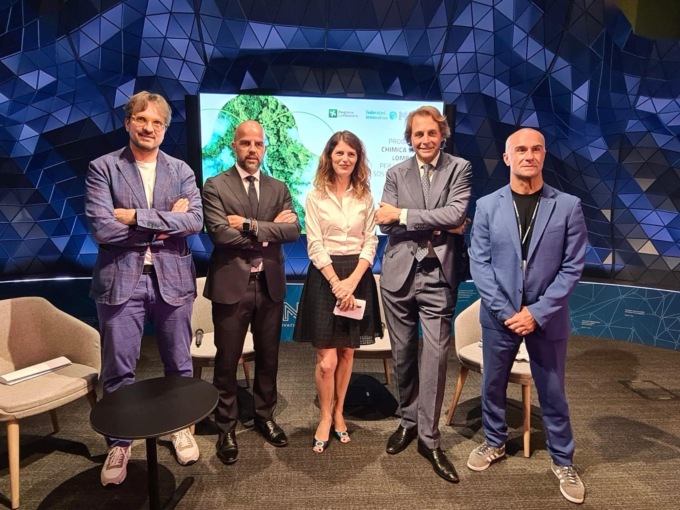 Chimica verde: Regione lancia un premio da 25mila euro