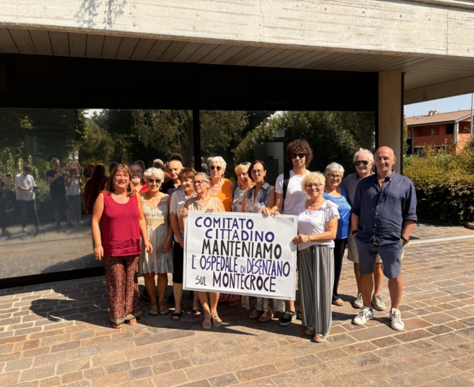 Raccolta firme e incontri con il comitato per mantenere l’ospedale a Montecroce