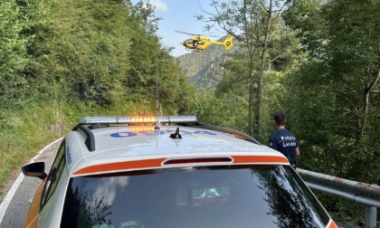 Capovalle, perde il controllo della moto e finisce a terra: paura per un 20enne