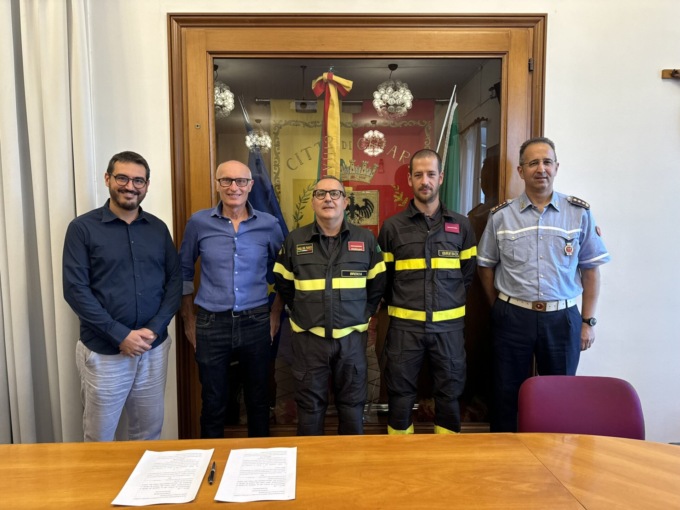 Amministrazione e pompieri di pari passo: firmata la convenzione