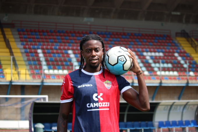 Joshua  Tenkorang arriva alla FC Lumezzane