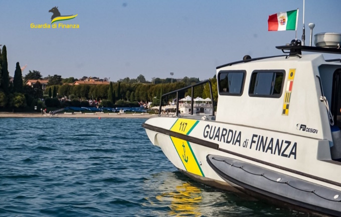 Laghi di Garda e d’Iseo: le Fiamme Gialle in prima linea nel mese di agosto per garantire sicurezza