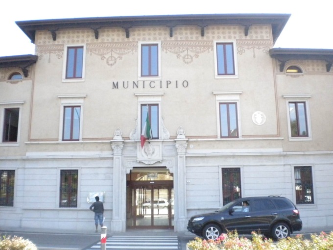 Palazzolo sull’Oglio penalizzata dai tagli del Governo, è protesta