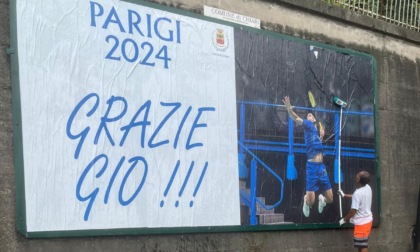 Parigi 2024, a Chiari un manifesto per dire "Grazie" a Giovanni Toti