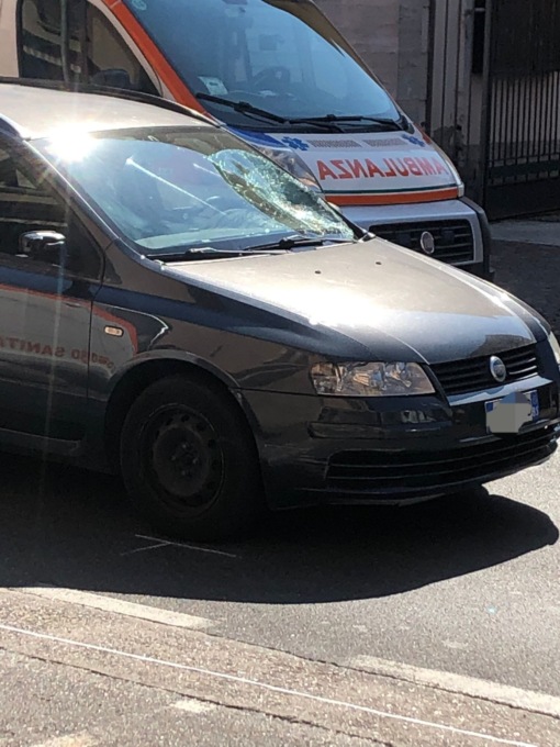 Rovato, nonna e nipotina di 7 anni investite da un’auto mentre attraversano la strada
