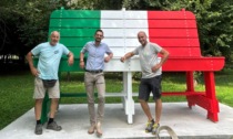 Una panchina tricolore gigante per non dimenticare