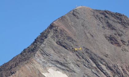 Cade dalla cresta del pizzo  Tresero, gravissimo un bresciano