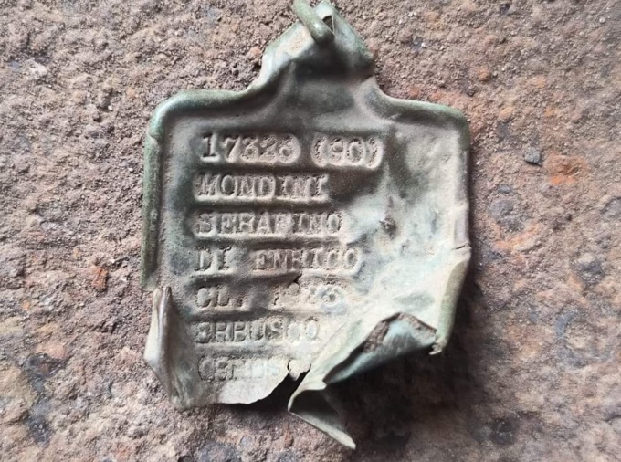 Fu imprigionato in uno Stalag: la piastrina di Mondini ritrovata dopo 80 anni in Polonia