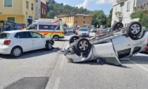 Auto a ruote all'aria a Vestone, paura in tarda mattinata