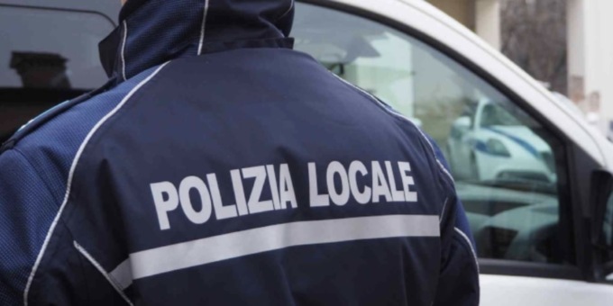 Brescia: la Locale sanziona automobilisti e attività commerciali non in regola