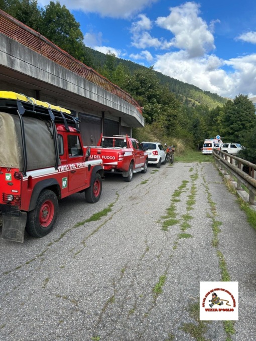 Cade nel bosco e batte la testa, intervengono i Vigili del Fuoco