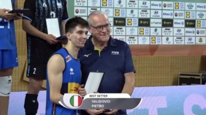 Calvagese della Riviera in festa, Pietro Valgiovio vince i mondiali di volley Under 17