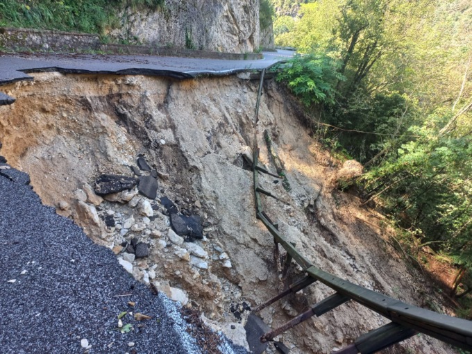 Gargnano: chiusa la Sp9 per frana, riapre la Sp88 a Paspardo