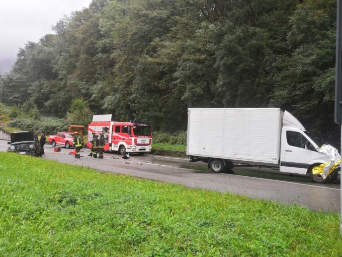 Sonico, incidente mortale sulla Strada statale 42