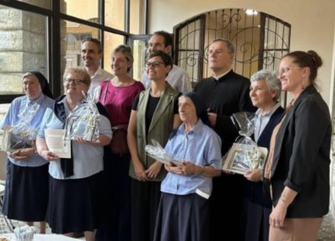 La comunità saluta le care suore Dorotee