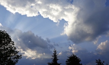 Le nubi dominano nel cielo Bresciano, lunedì atteso un peggioramento