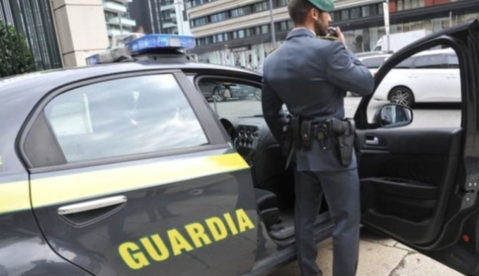 Associazione di narcotraffico internazionale: 24 arresti, sequestrati 3milioni di euro