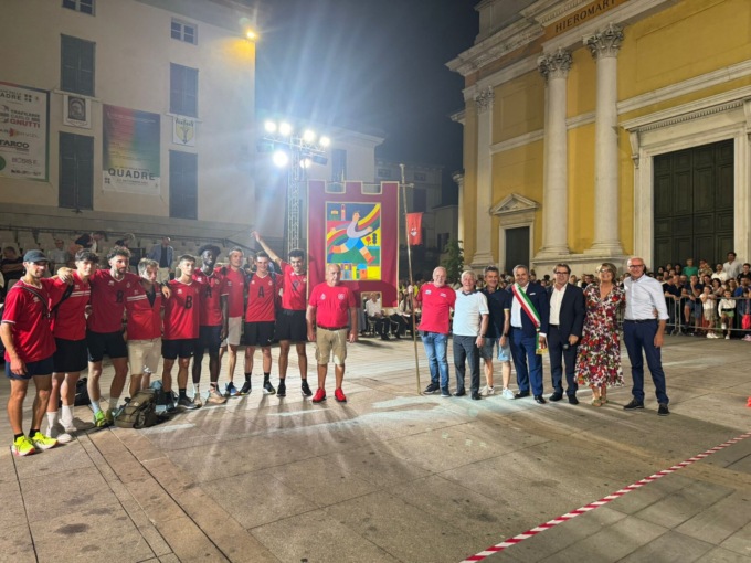 Chiari sempre più rossa: Villatico vince il Palio delle Quadre