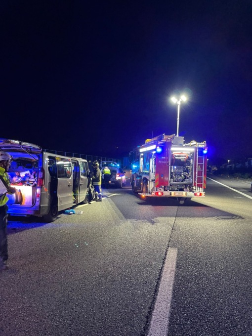Incidente in A4: pompieri liberano un uomo incastrato nelle lamiere