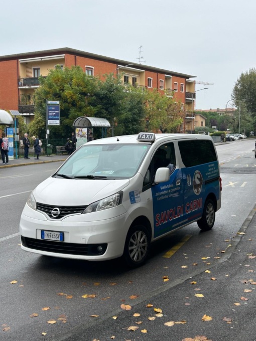 Problema trasporti: tre nuove licenze per ncc, si lavora per una convenzione taxi con Sirmione