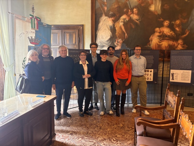 Studenti alla scoperta  della storia di Lonato  e del monumento ai Caduti