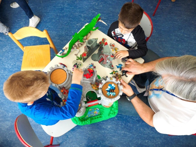 Abio cerca urgentemente volontari per la pediatria