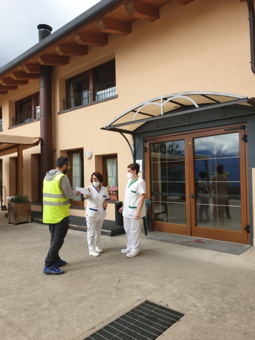 A Breno c’è il portalettere dei nonni