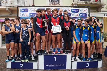 Agonali del Remo: l’edizione 2024 in scena nel golfo di Salò