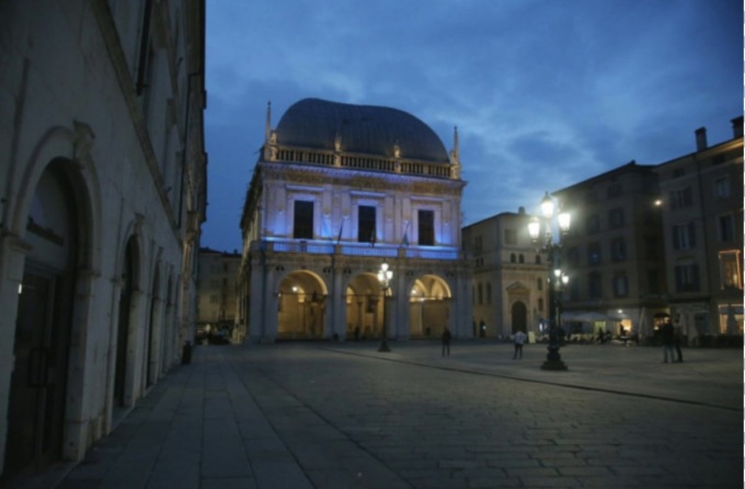 Giornata Mondiale dell’Alimentazione: la Loggia si illumina di blu