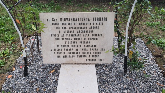 La vita di don Ferrari tra fede e archeologia