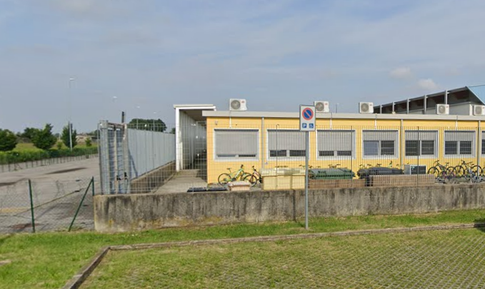 Scuola media di Cologne: c’è la luce in fondo al tunnel?