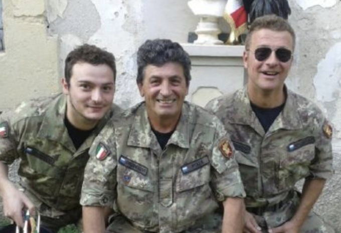 L’ultimo commosso saluto della città al bersagliere «ballerino» Angelo Poli