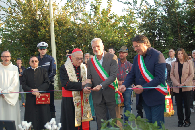 Una via ricorda l’ex parroco di Duomo